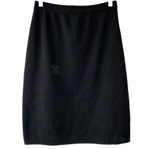 Takashimaya 100% Extra Fine Merino Wool skirt Made In Italy Size 44 Us Size 8